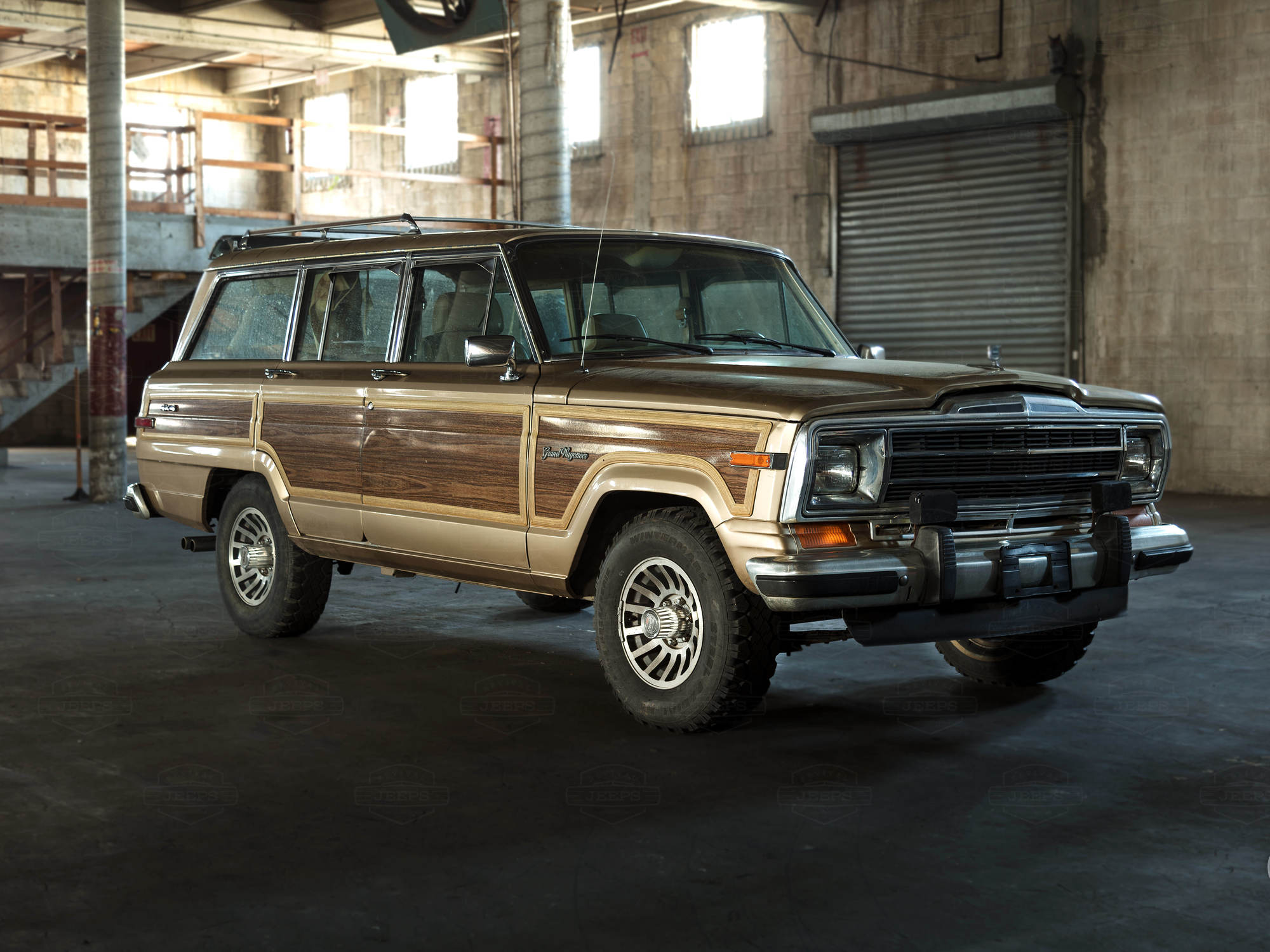 1990 AMC Grand Wagonner Gold 1J4GS5873LP500909